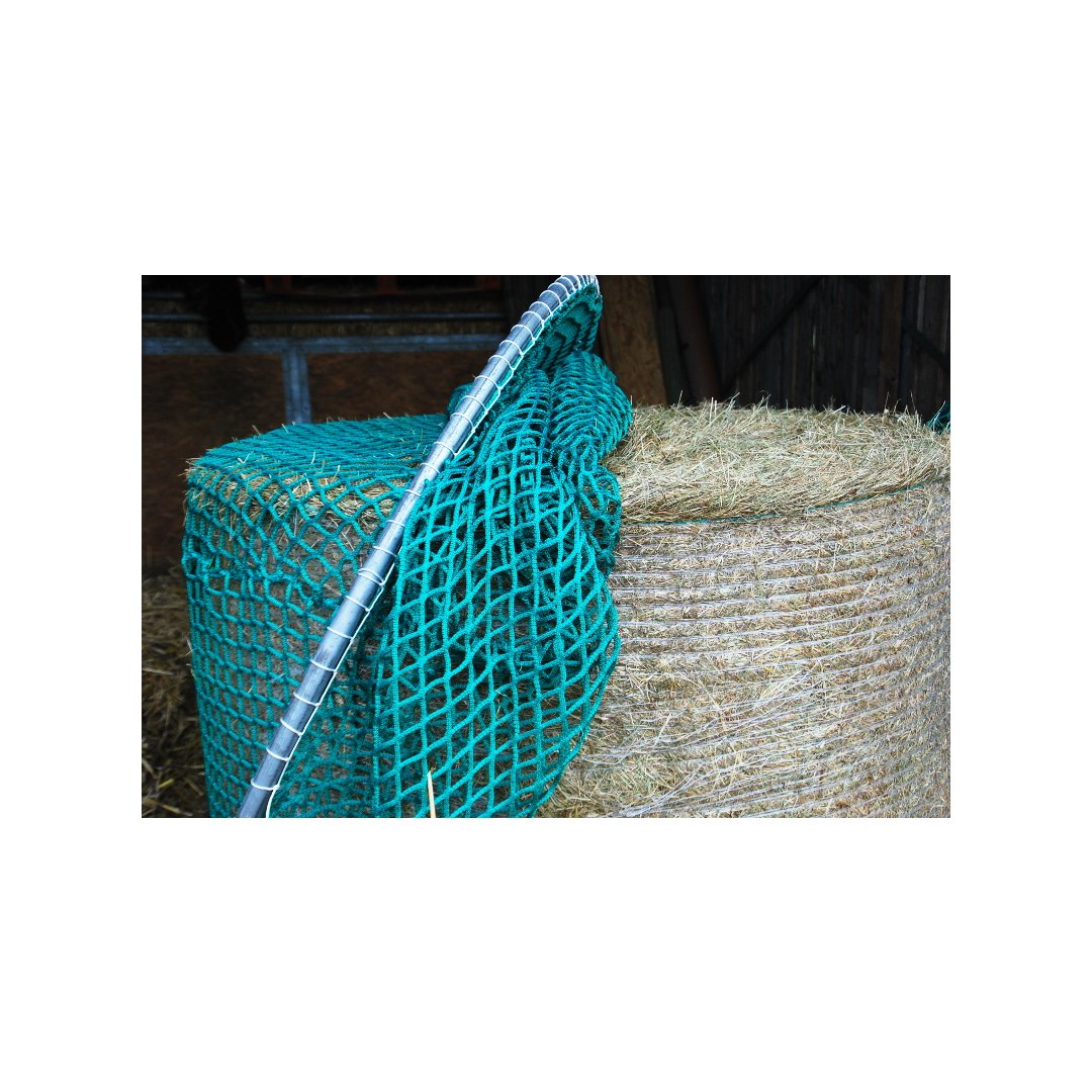 Hay net for round bales, 170 cm diameter, height 120cm, Ø 5 mm twine, # 45 mm mesh size with PE ring
