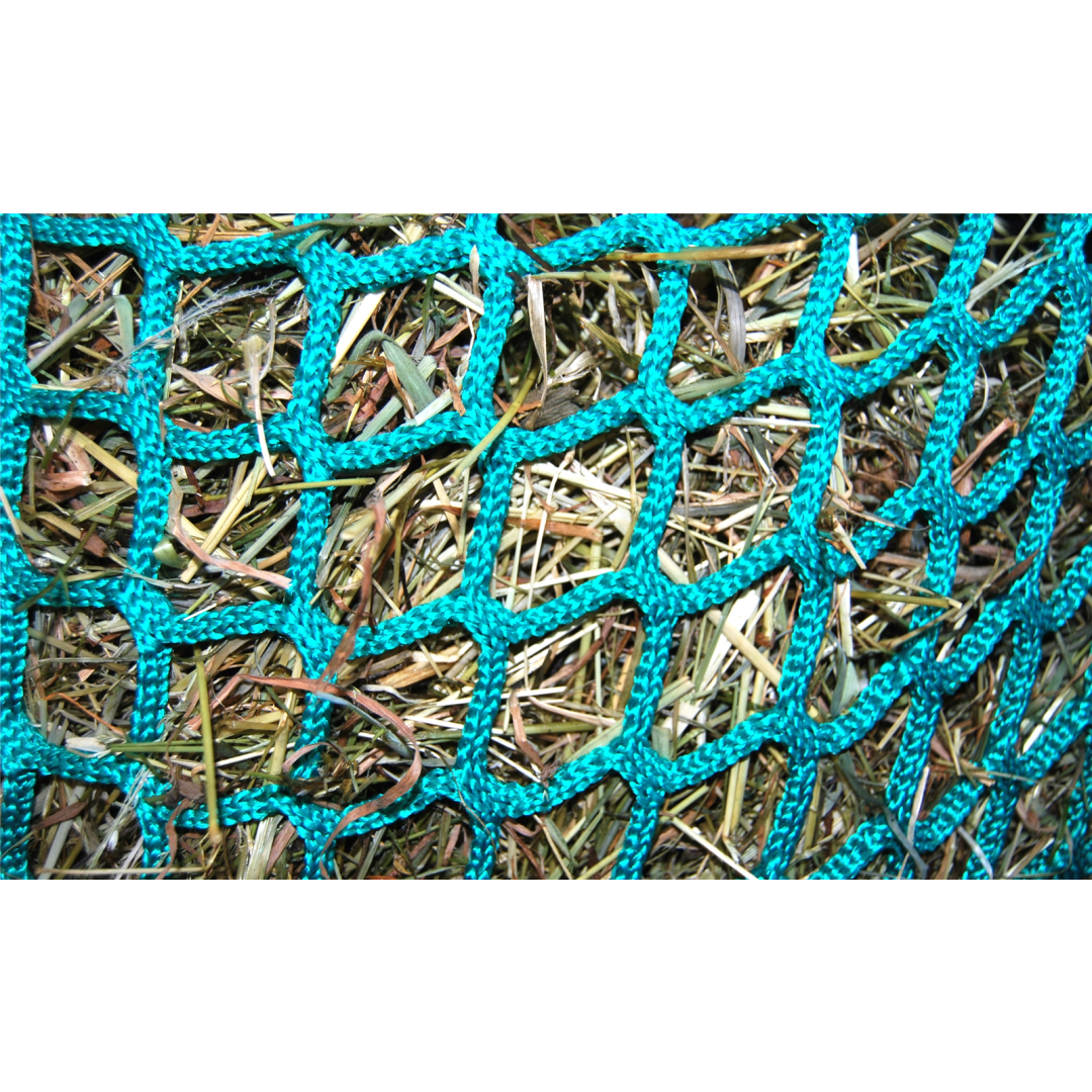 Hay net for round bales, 170 cm diameter, height 120cm, # 30 mm mesh size with chain attached to the net.
