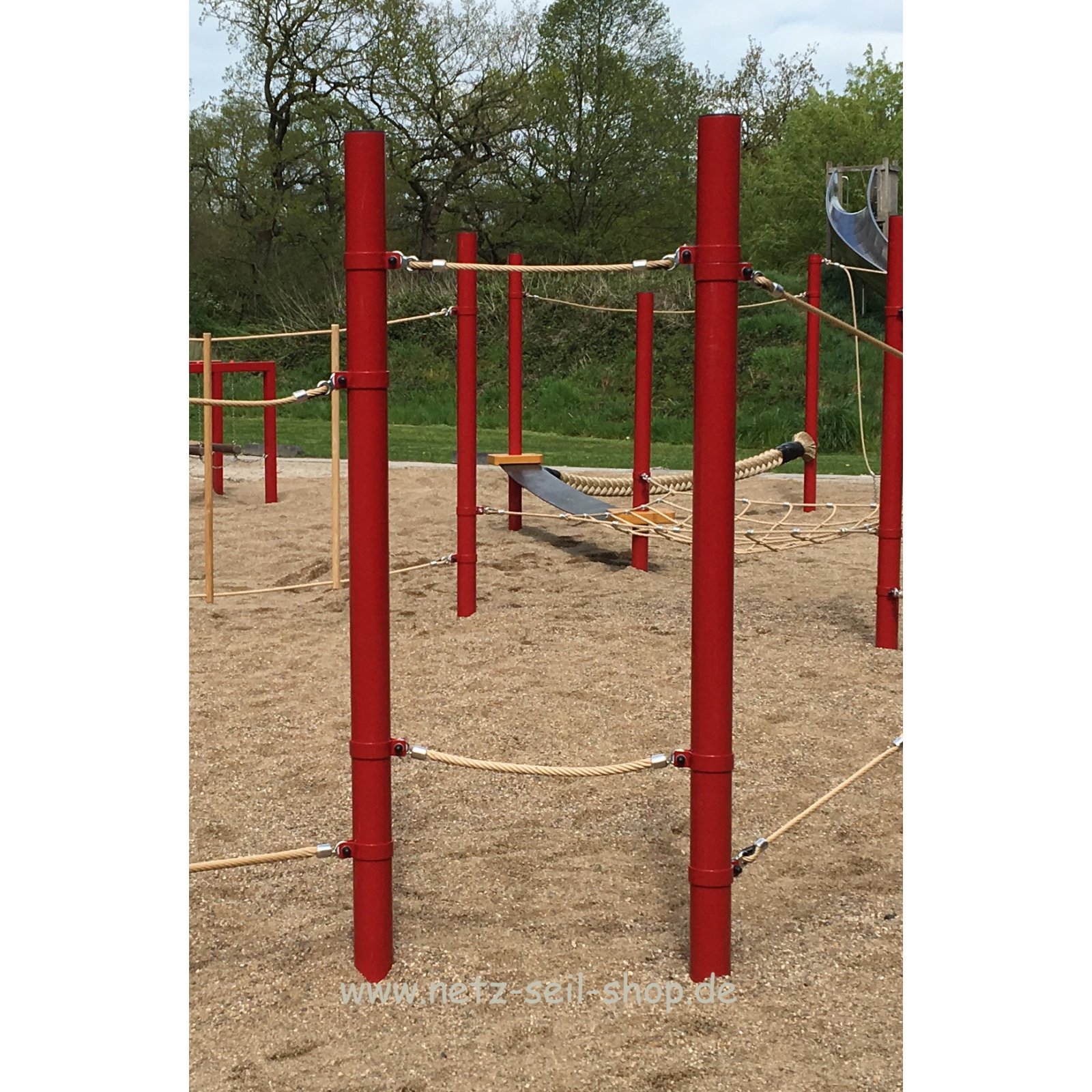 Standpfosten aus Stahl  Ø 102 mm Länge 2,00 m