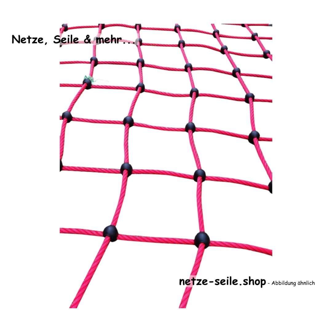 Climbing net made of Ø 16 mm Hercules rope, # 300 mm mesh size with ball knot