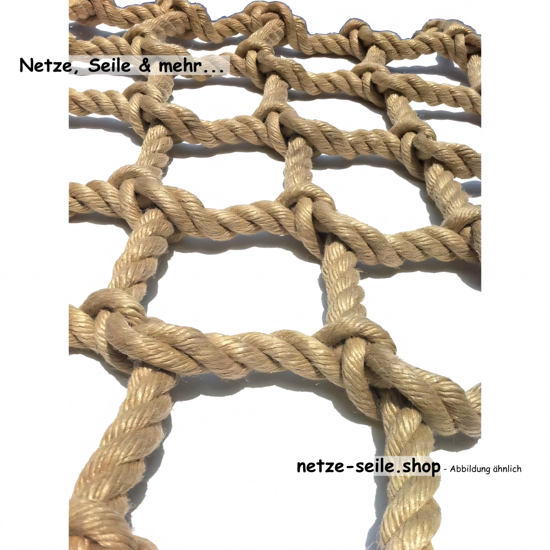 Climbing net made of Ø 16 mm PP spun fibre rope, # 300 mm mesh size, knots spliced by hand