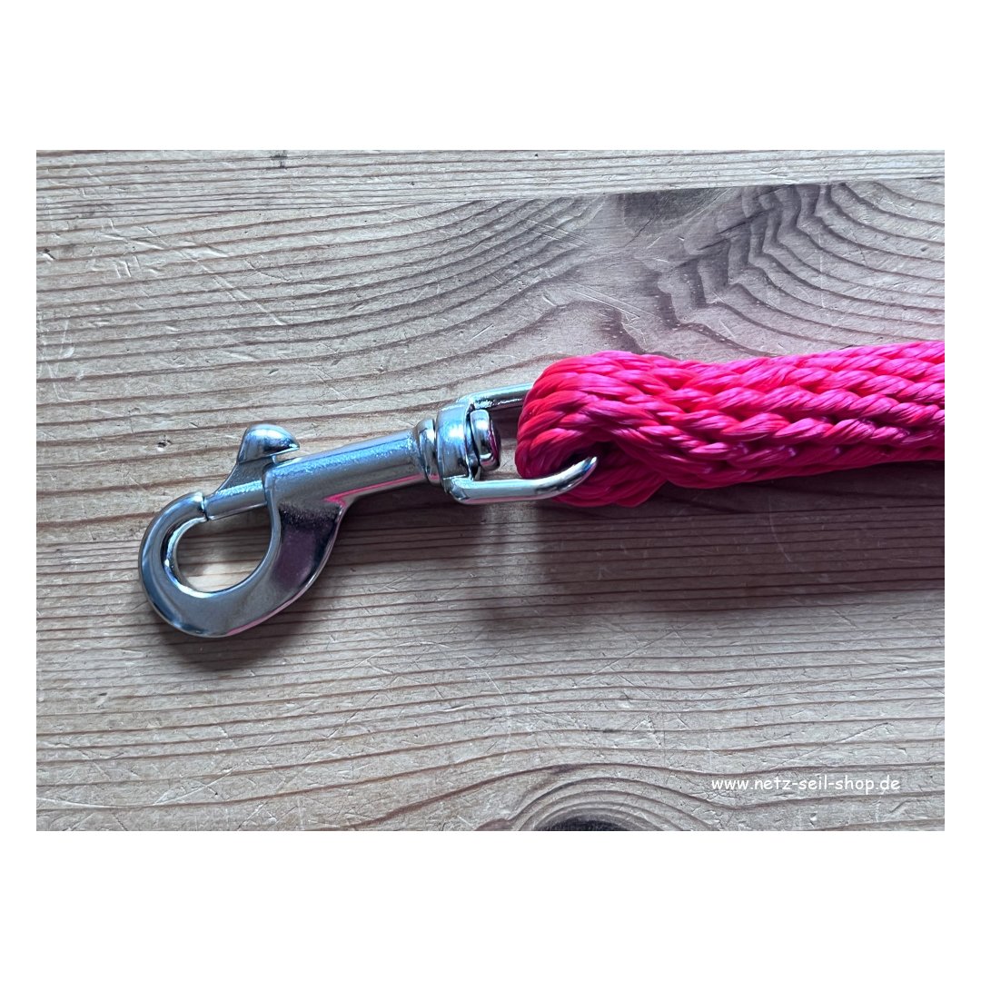 Dog towline made of Ø 10 mm spiral braid with...